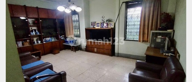 Hunian di Jalan Utama Cocok untuk Buka Usaha 1