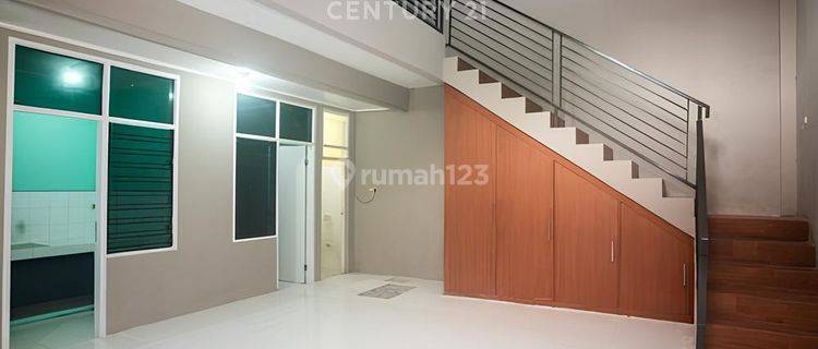 Rumah 2 Lantai Dalam Komplek Perum Pulogebang Kirana O2808 1