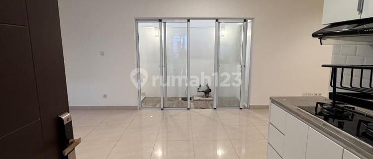 Dijual Cepat Rumah 8X12 Siap Huni di Riviera At Puri 1