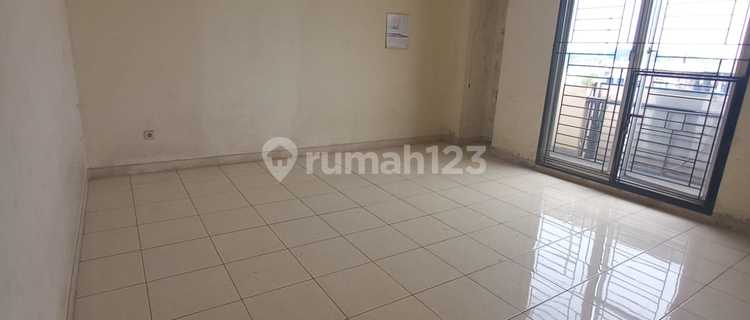 Rented Shop House in Harapan Indah Bekasi – Prime Location, Close to Main Road 1