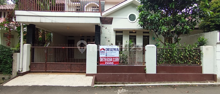 For Rent: Pandu Raya House, Suitable for Office, etc. Strategic Location. 1