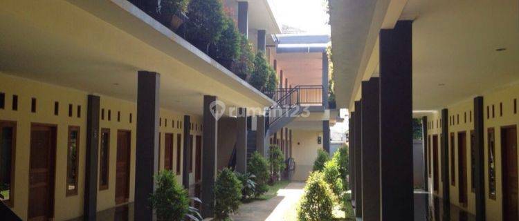 Dijual kos2san 2 lantai di Taman aggrek belakang hotel harris SHM 1