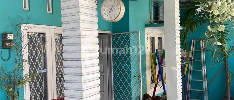 Rumah Apik Half Furnised Solo Mojosongo 1
