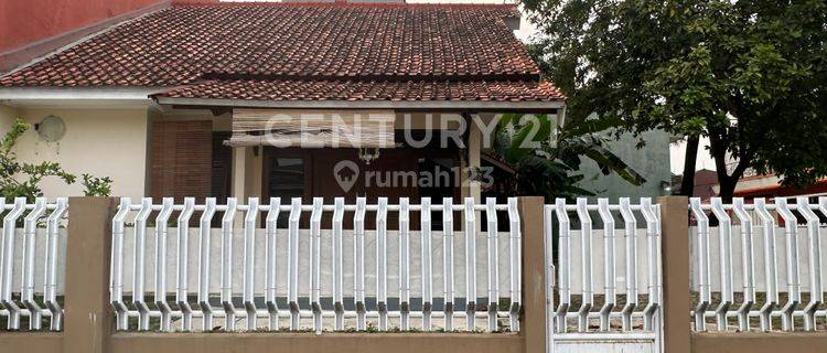 Rumah Hoek Di Perumahan Pondok Mekarsari, Cimanggis-Depok 1