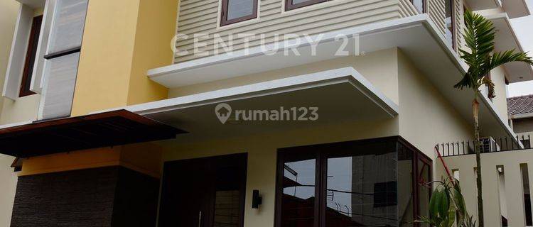 Rumah Baru Modern Minimalis Di Daerah Rawamangun Jakarta Timur 1