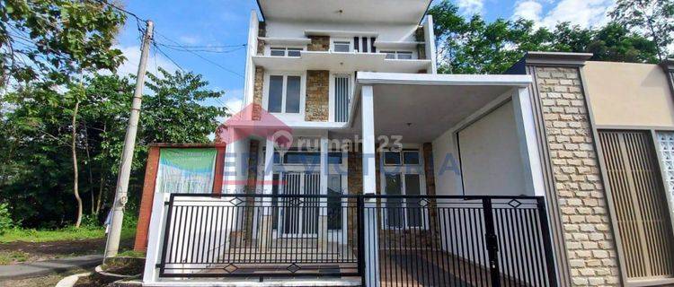 Rumah Baru di dalam perumahan Grand permata residence pakis aji di Jual.  1