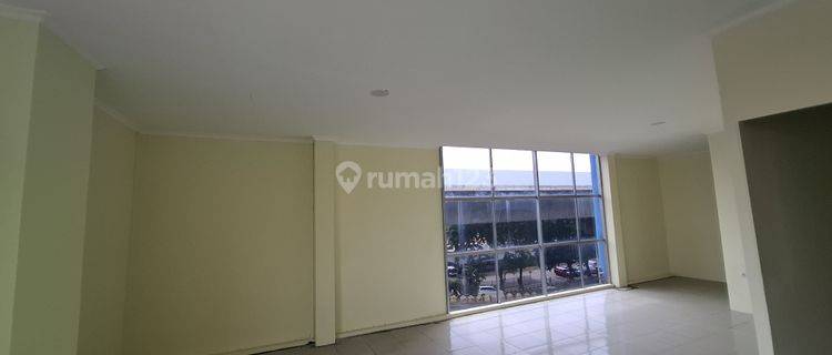 Dijual Ruko Hoek di Jl Bulevar Timur Blok NB I No 61 Kelapa Gading Jakarta Utara 1