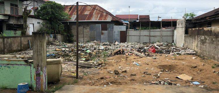 Tanah / Rumah Jalan Komyos Sudarso, Pontianak Barat 1