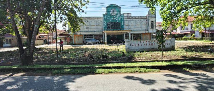 Gedung Ruko Jalan Abdul Rahman Saleh Komplek Permata Indah, Pontianak Tenggara 1