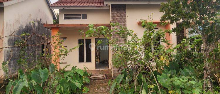 Rumah Jalan Raya Kapur Komplek TMI, Kubu Raya - Pontianak 1
