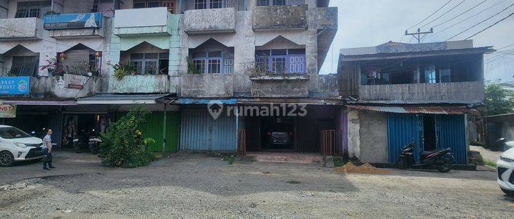 Ruko Jalan Khatulistiwa, Pontianak Utara 1