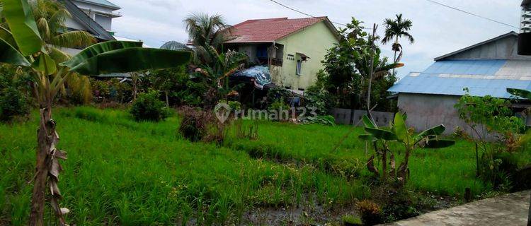 Tanah Jalan Komyos Sudarso Gang Catur, Pontianak Barat 1