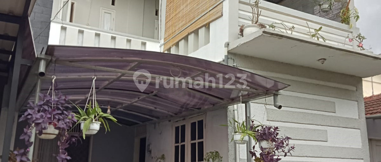 Rumah 2 Lantai Siap Huni Dan Lokasi Strategis Antara Bintaro Dan Ciledug 1