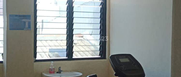 Rumah kost baru di Pasar baru
Jakarta pusat,4 lantai full ,tanah 256 m, SHM 1