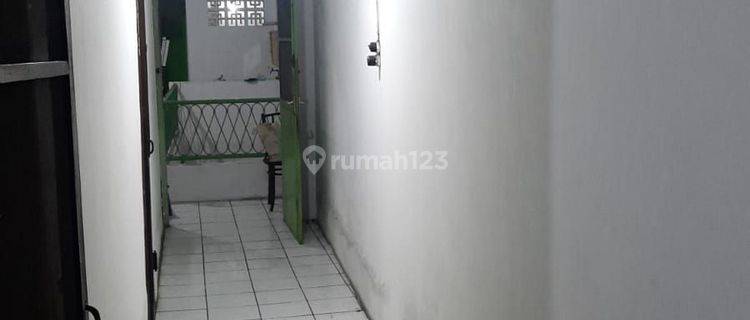 Rumah 2 Lantai Di Glodok Lokasi Bisa Usaha Lingkungan Rapi Shm 1