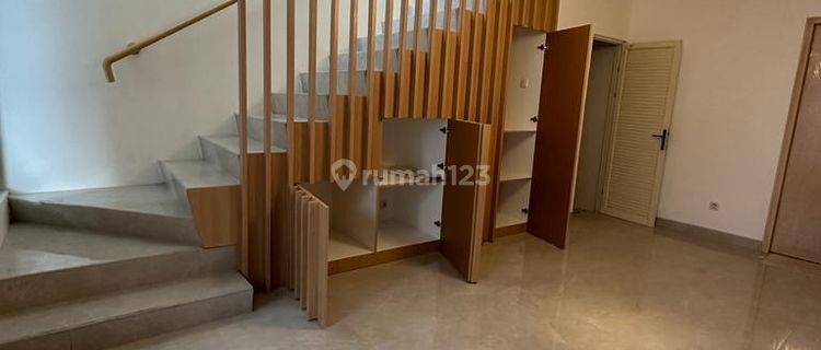 Rumah Baru Salemba Rawasari Lingkungan Tenang Hanya 2man Hadap Utara 1