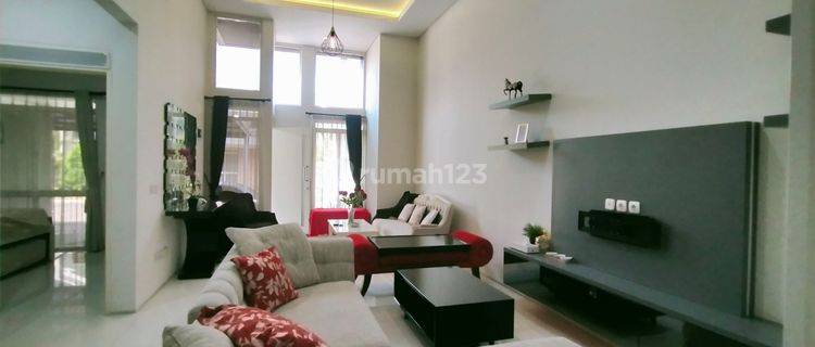 Jarang ada rumah furnished mewah di kota baru Parahyangan  1