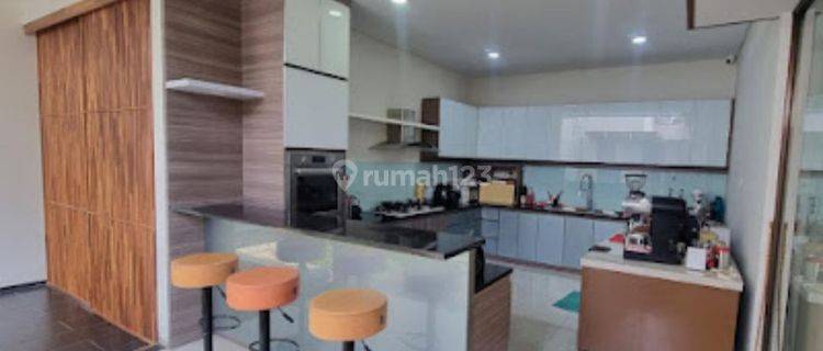 Turun Harga! Rumah minimalis siap huni di Kota Baru Parahyangan 1