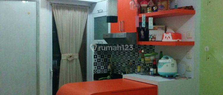 Disewakan Type 2 Kamar Full Furnish Apartemen Green Pramuka 1