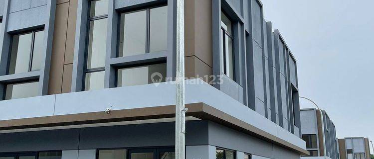 Dijual Ruko Murah di 92 Avenix Bsd City 1