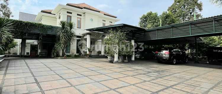 Dijual Rumah Mewah Tanah Luas, Strategis Dekat Jln Raya Antasari Jaksel 1