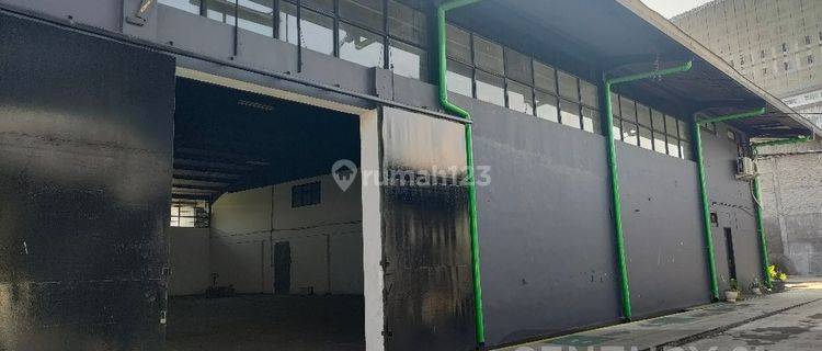 Gudang Mainroad Soekarno Hatta siap pskai  1