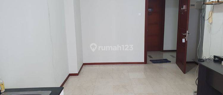 Disewakan Apartemen 2 Bedroom Unfurnished di Royal Mediterania Garden  1