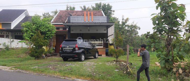 Rumah Strategis di Jirak Pinggir Jalan Raya Semin Gunungkidul 1