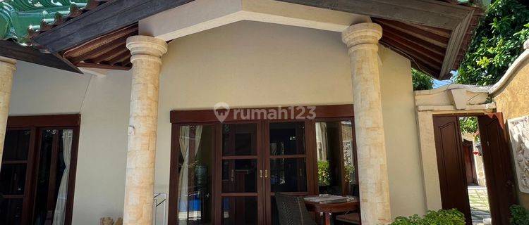 Disewakan Villa 1 Bedroom Beach Side Sanur 1