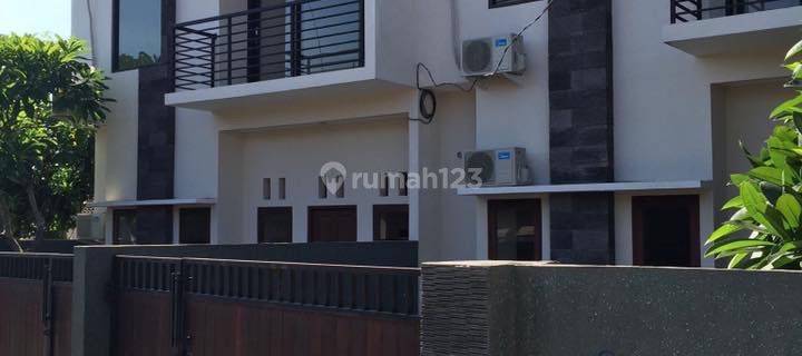 Ready-to-live-in house for sale in the middle of the city, Denpasar 1