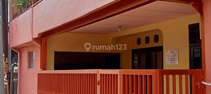 Rumah 2 Lantai Tengah Kota Bogor 1