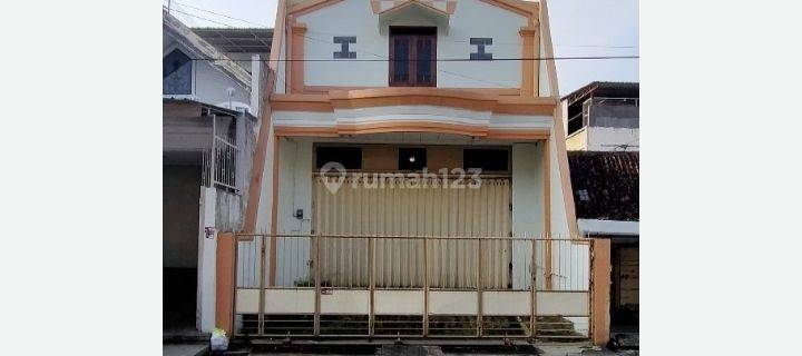 SEWA RUMAH DI TENGAH KOTA JL SIDOREJO SHM SUDAH RENOVASI BEBAS BANJIR 1