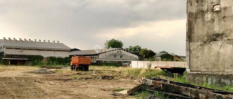 Dijual tanah L. 5000m SHM lok STRATEGIS samping bandara Soetta 1