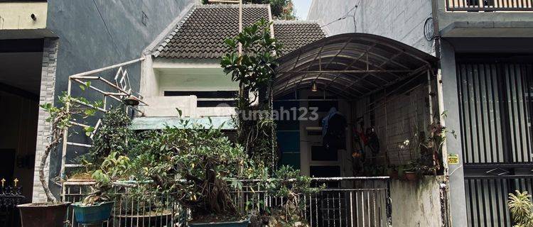 Dijual cepat rumah lokasi strategis, Deket Sengkaling 1