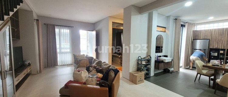 disewakan dan djual rumah siap huni full furnish setraduta bandung 1