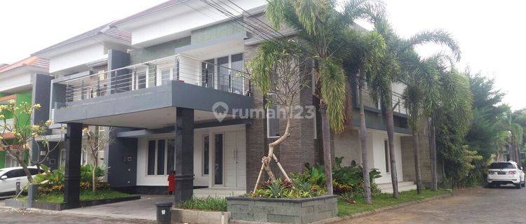 Rumah Modern Minimalis Kuta Palace Residence Dijual 1