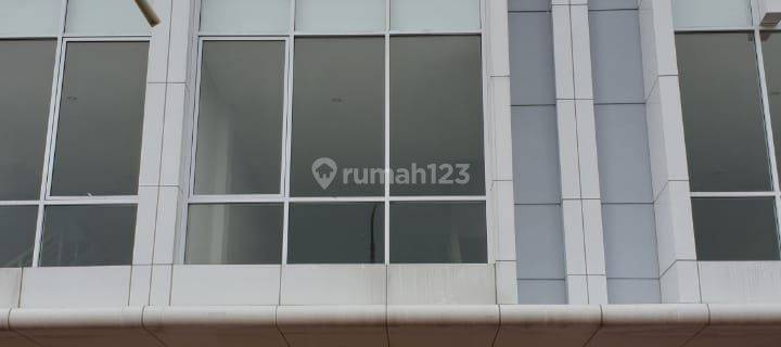  Ruko 3 Lantai Bolsena Square Gading Serpong, Tangerang 1