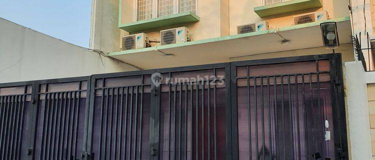 J1743-52+%7o Rumah 2.5 Lantai 92/160 M2  Carport 2 Mbl Jalan 2 Mbl Kreo Dekat Joglo 1