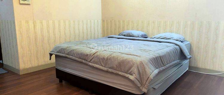 Apartemen Skyline Paramount studio F Furnished  1