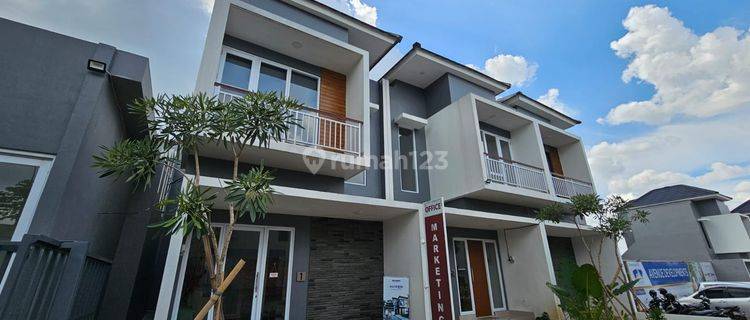 Dijual Rumah 2 Lantai di Pamulang, Tangerang Selatan 1