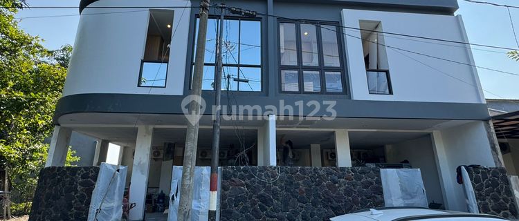 For Sale. New Full Furnish Boarding House in Wiyung Near Unesa and PTC. 1