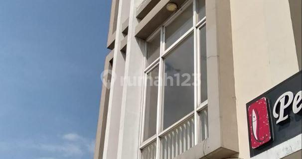 4-Story Shop House Suitable for Office in Bojongsoang 1