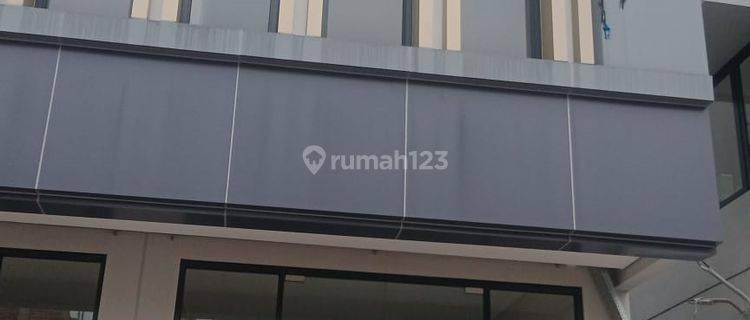 Ruko Siap Pakai Dalam Kawasan Niaga Kota Wisata Cibubur 1