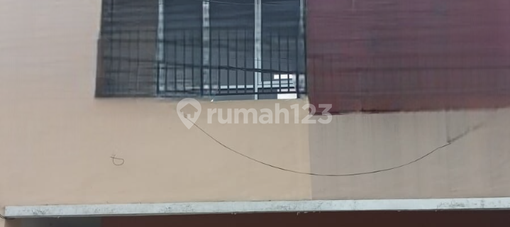 Good Rented Shop House in Griya Bukit Jaya, Ready to Use 1