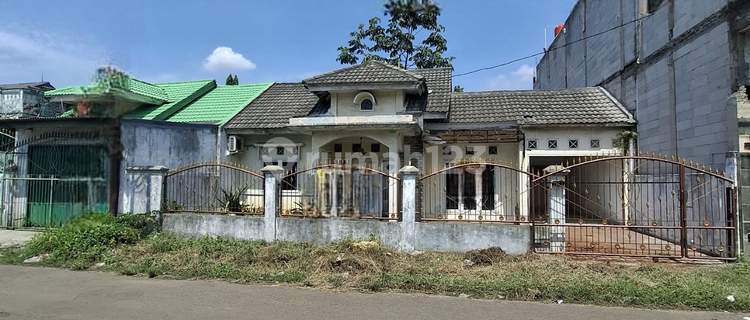 For Sale: House located in Villa Nusa Indah, Negotiable 1