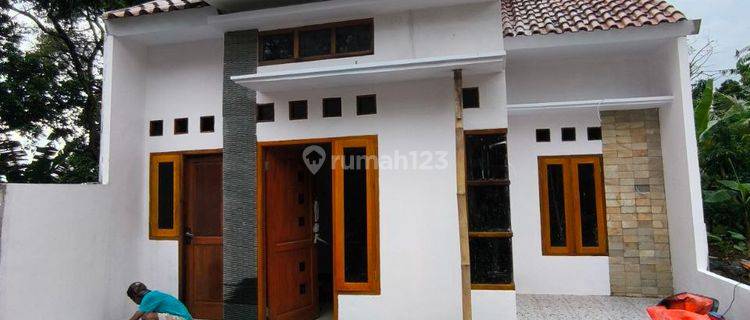 Rumah Idaman Minimalis Dekat Stasiun Krl 1