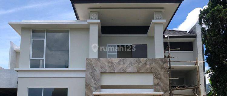 Dijual Villa Nyaman Luas Di Lembang, Bandung 1