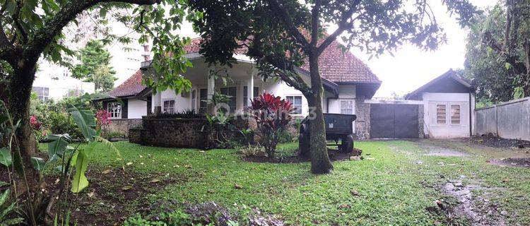 Rumah Asri Vibes Vintage, Unfurnished SHM di Simpang Dago, Bdg 1