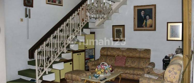 Dijual Rumah 2 Lantai di Sayap Pasteur Bandung 1