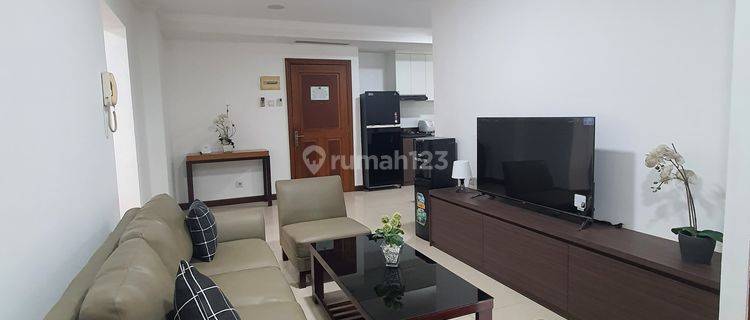 Apartement Galeri Ciumbuleuit 4 BR Semi Furnished Bagus 1